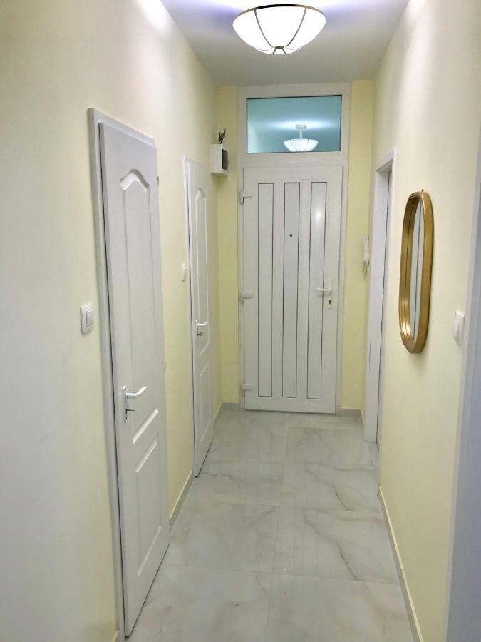 Ella Apartman Debrecín Exteriér fotografie