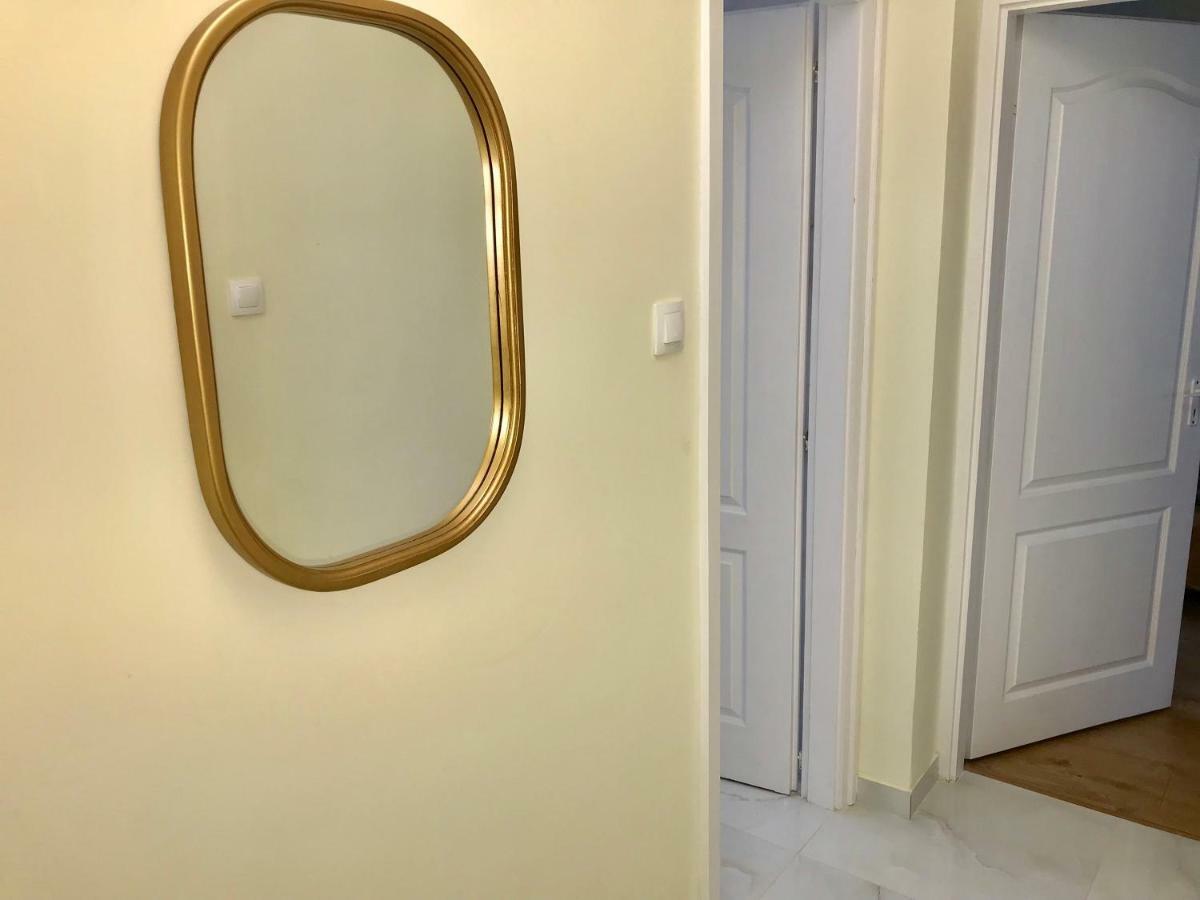 Ella Apartman Debrecín Exteriér fotografie